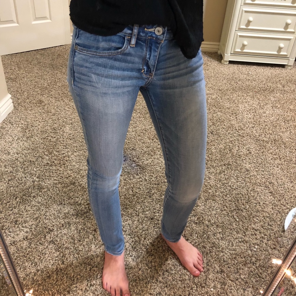 Light wash jeans